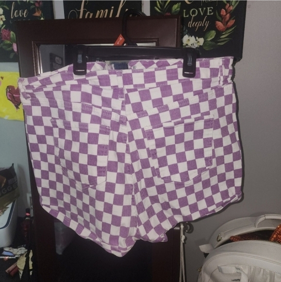 Fashion nova shorts size 18 - Picture 4 of 6